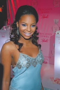 Critical Mass: Wal-Mart Previews Red-Carpet Beauty Lineup