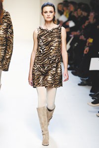 Brief - Pollini Rifat Ozbek, Belstaff, Luisa Beccaria, Alberto Biani, Maurizio Pecoraro