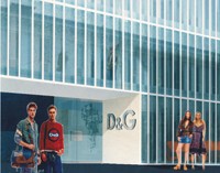 D&G Back the Fold