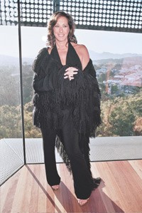 The Search Intensifies: Aronsson About Exit Top Job Donna Karan