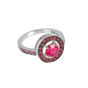 Boucheron Aims Point, Click and Sell