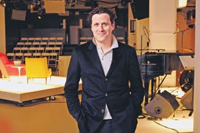 Will He Hit or Miz? Mizrahi Joining Liz Sets Industry Abuzz