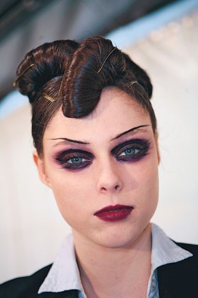 Fashion Scoops: The Late Show... Hey, Mr. DJ... Model Act...