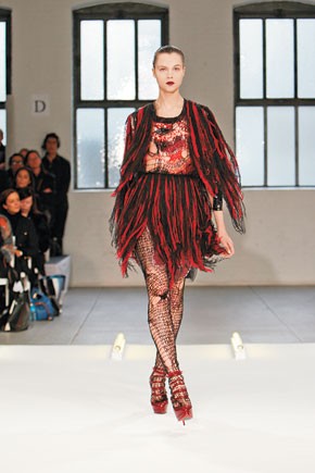 Designers, Retailers Talk the Walk Fall