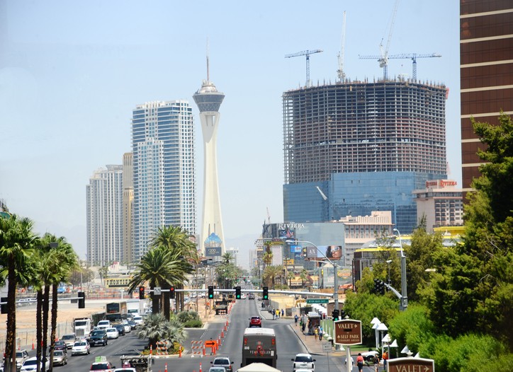 Las Vegas Retail Feels Economic Squeeze