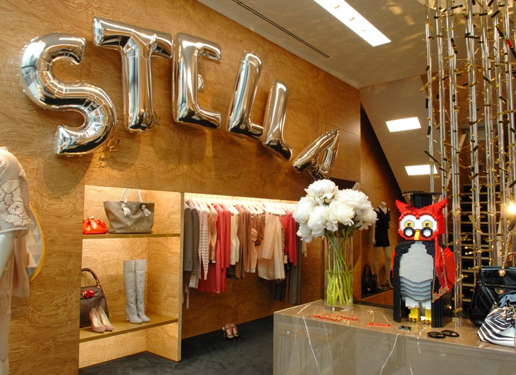 McCartney Sets New Tokyo, Paris Stores