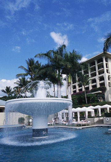 Core Customers Key Luxury Players