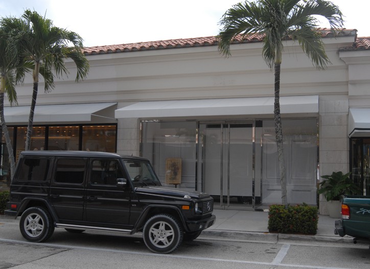 Recession and Madoff Hit Tony Palm Beach Stores