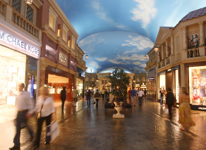 Retail Fear and Closings Las Vegas