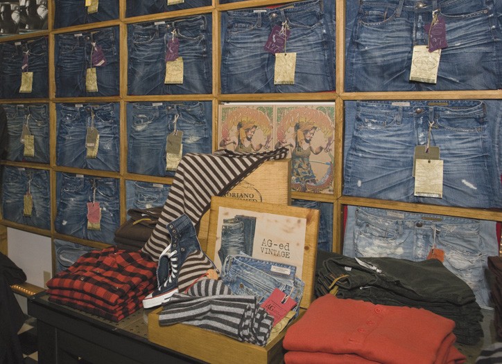 Men's Jeans Show Staying Power