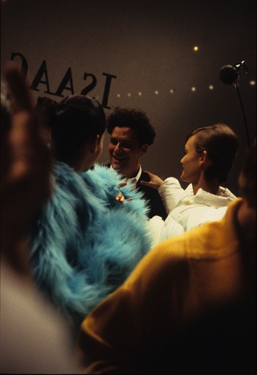 Unzipping Isaac Mizrahi's Fall 1994 Collection