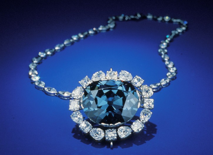 Dangerous Beauty: Harry Winston Resetting the Hope Diamond