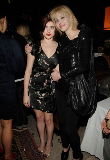 Courtney Rocks On Another Magazine Party