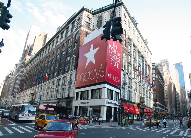 Macy’s Upbeat on Holiday Season