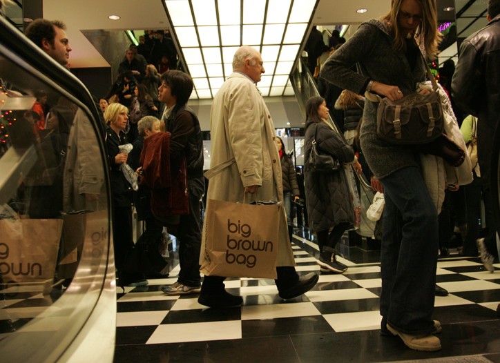 Retailers Shoot Top-line Growth 2010