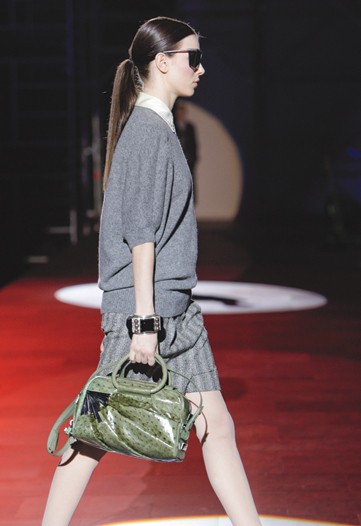 Fashion's New Fever: Bloggers Spotlight They Aim Fame