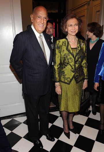 'Balenciaga: Spanish Masters' Opens Queen Sofí Spanish Institute