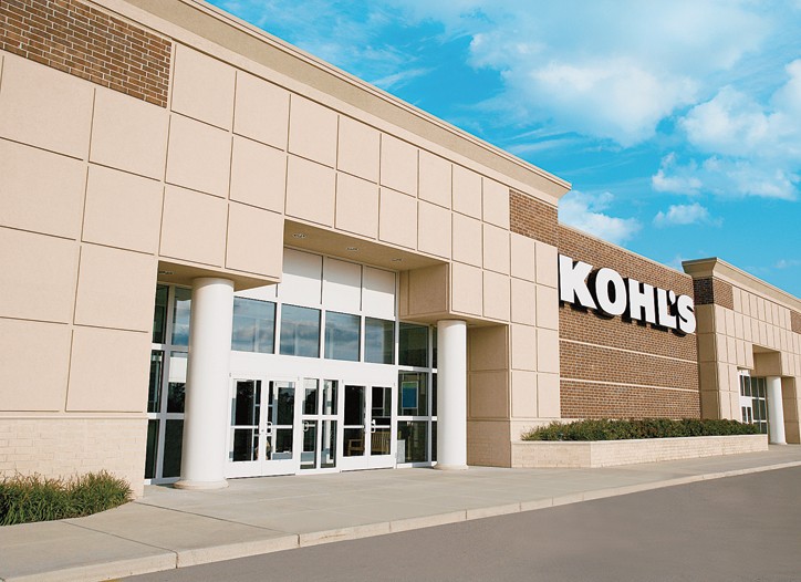 Weak Economy Hits Midtier Stores