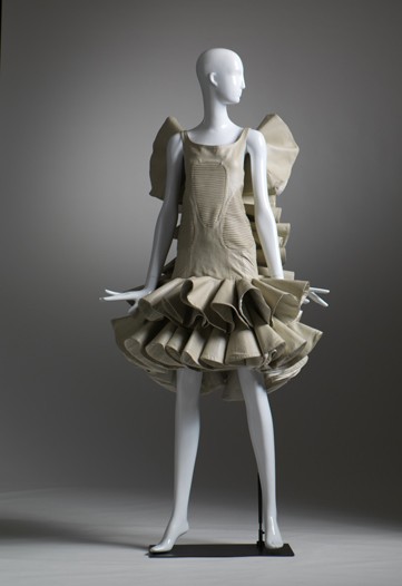 Joyce Fete 40 Years With Retrospective Exhibition