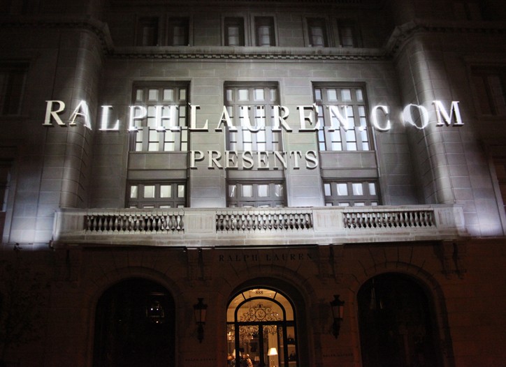 Ralph Lauren Stuns Crowd with 4-D Shows