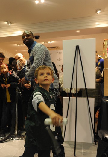 Lord & Taylor Hosts Guys' Night Out