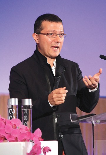 CEO Summit: Riding the New Tech Wave