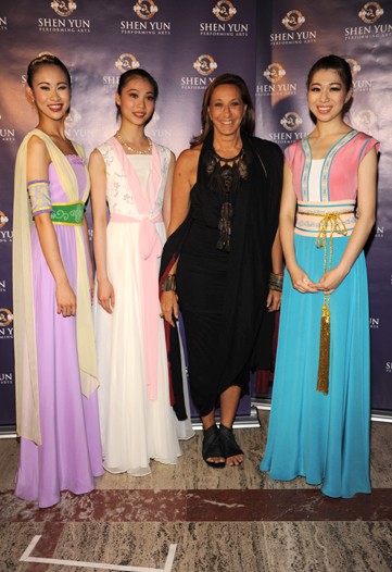 Shen Yun Draws the Fashionable Set on Opening Night