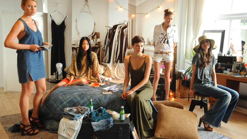 Diesel Renews Focus on Women's