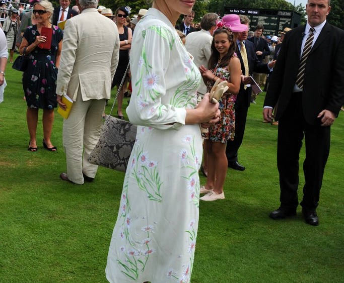 The Fashion Set Proves Saddle Savvy Glorious Goodwood