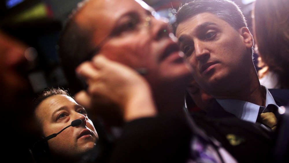 Global Economic Concerns Weaken Dow, Retail Stocks Sink