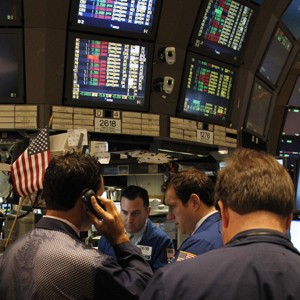 Weak Oil, Super Dollar Puts Pressure on Markets