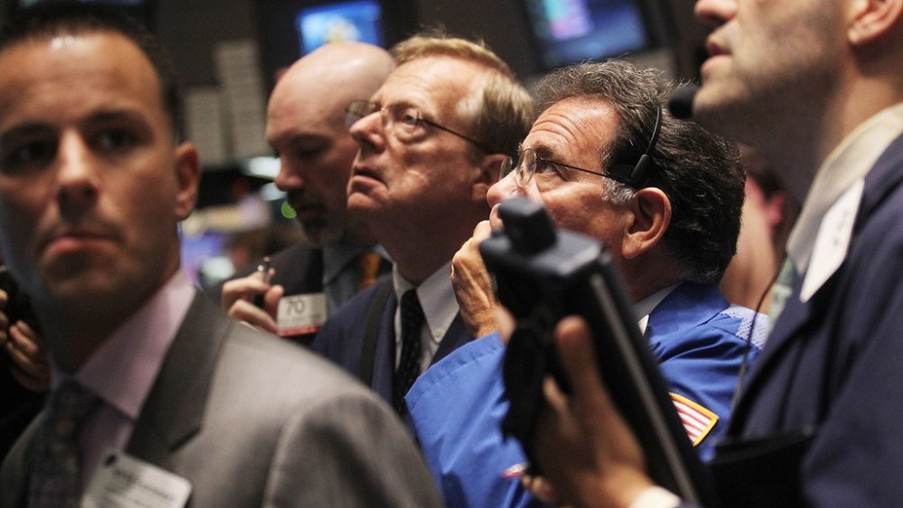 Stocks Plunge, but Market Insiders Remain Calm