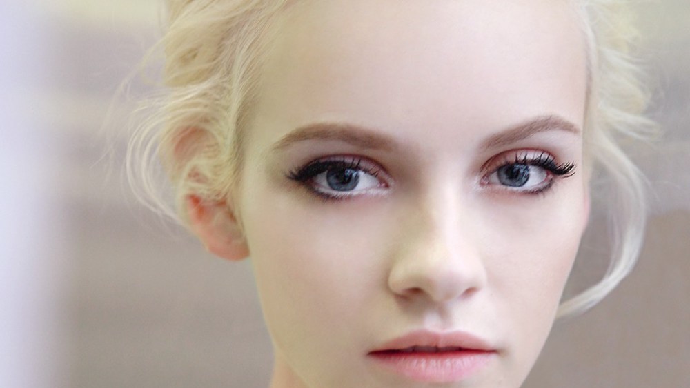 Spring Beauty Trends: The Creative Class