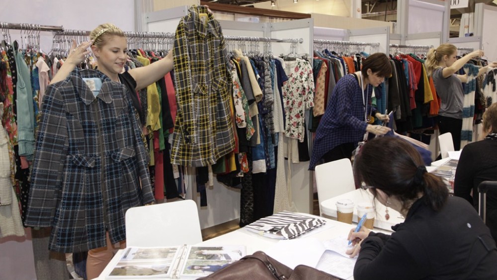 Wearable Looks Prevail Las Vegas Shows