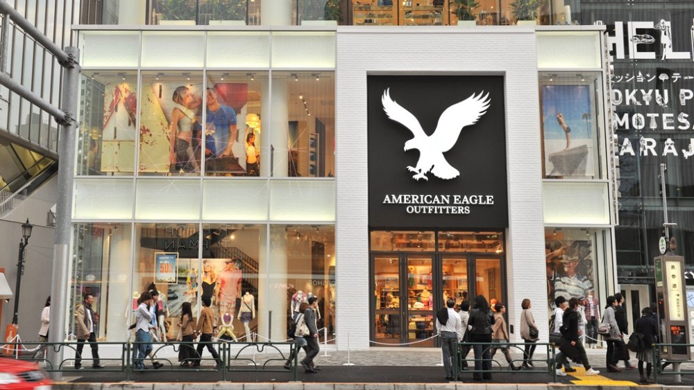 American Eagle Outfitters Lands Japan