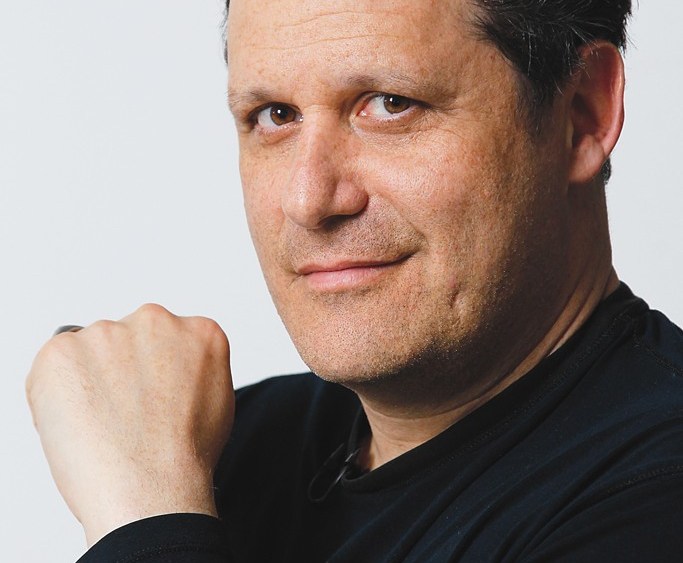Intimate Chat With Isaac Mizrahi