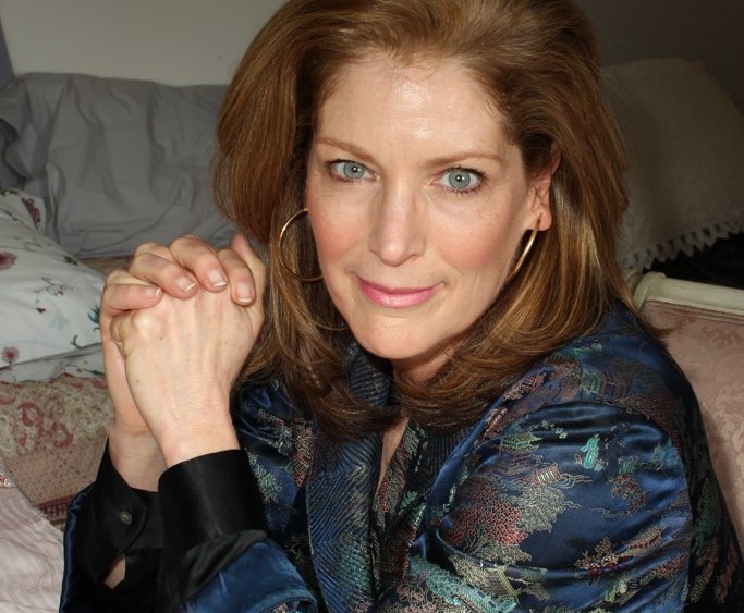 Patricia Kalember Stars 'Don't Dress Dinner'