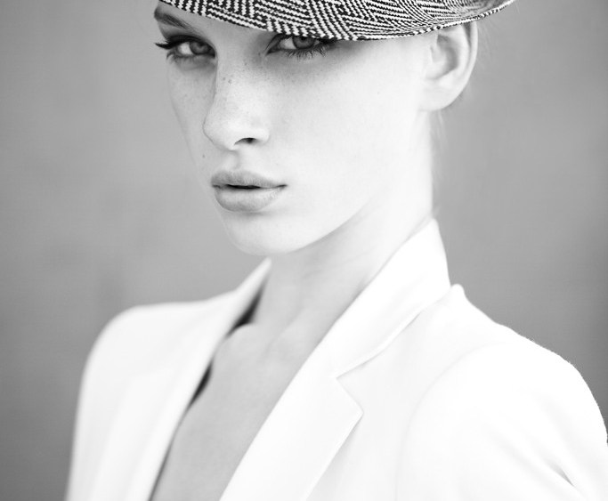 BCBG Signs New Licenses