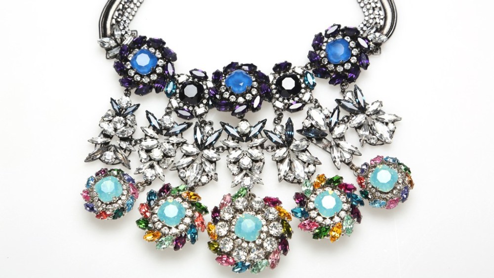 Pastels Take the Spotlight Accessorie Circuit