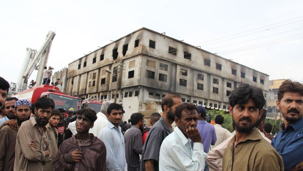 Pakistan Factory Fire Stirs Global Outcry