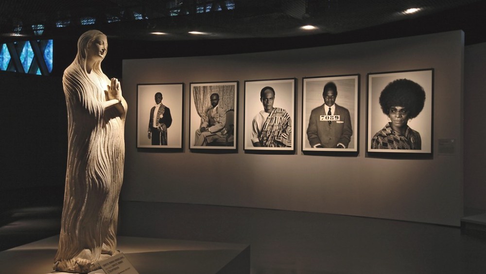 Paris' Quai Branly Museum Examines Hair Through the Ages
