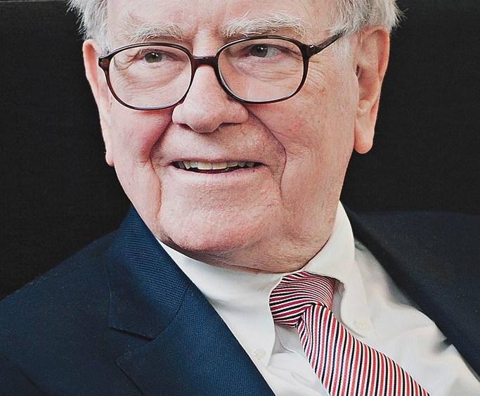 Warren Buffett Invests In Eddie Lampert’s Seritage REIT