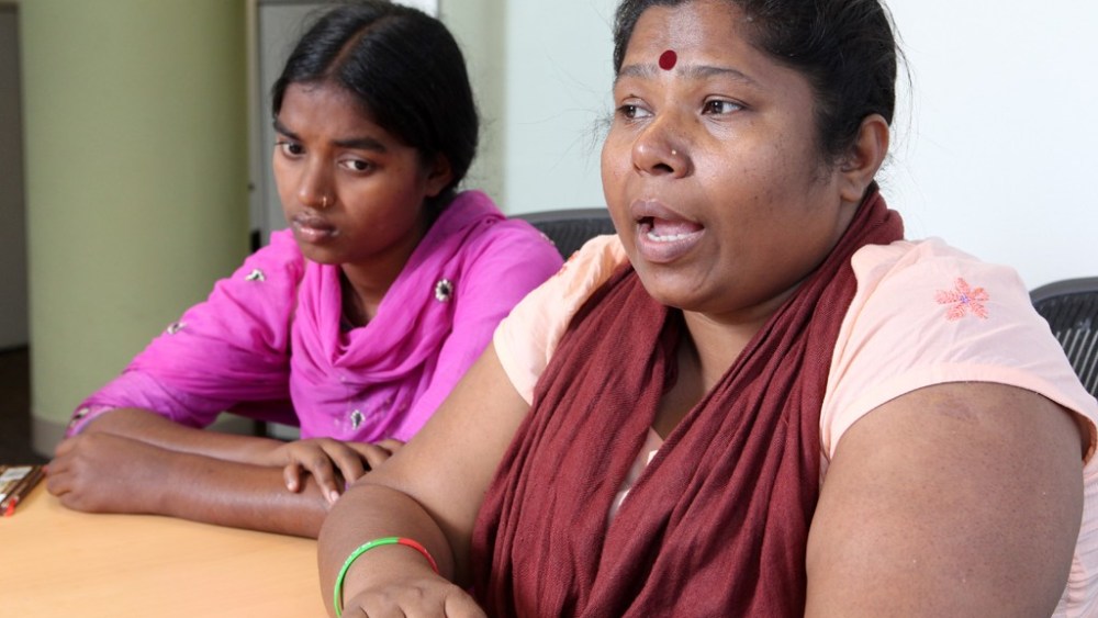 Bangladesh Worker and Activist Press Cause Washington
