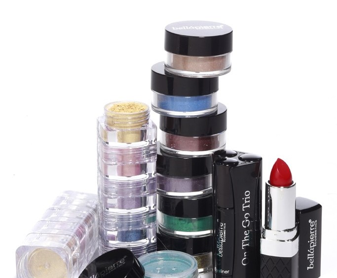 Mineral Cosmetics Brand Open First Store