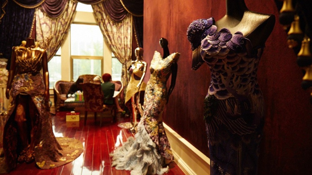 Chinese Designers Look Make Mark Paris