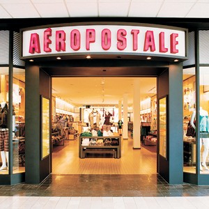 Aéropostale Cuts 100 Jobs as Part of Cost-Reduction Program