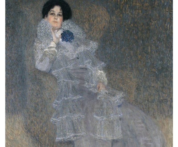 'Art & Textiles' Exhibition Bows Wolfsburg Kunstmuseum