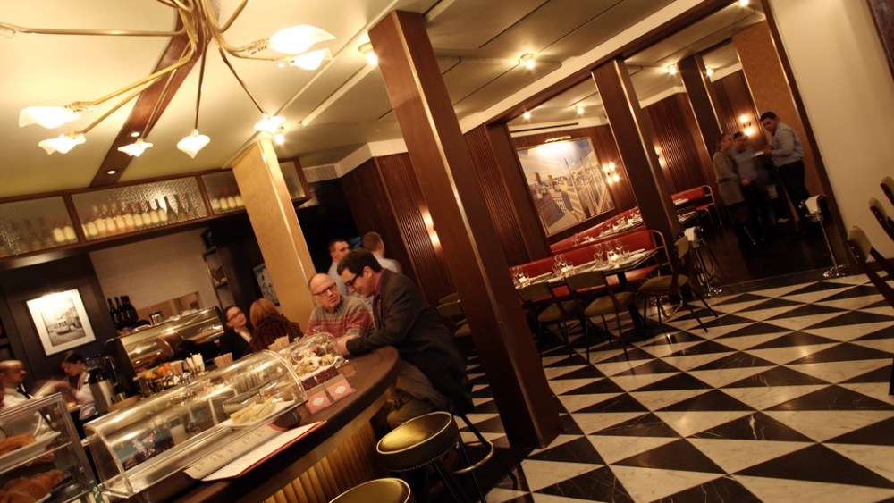 Feast the Eye: Sant Ambroeus — SoHo Cool, Italian Style