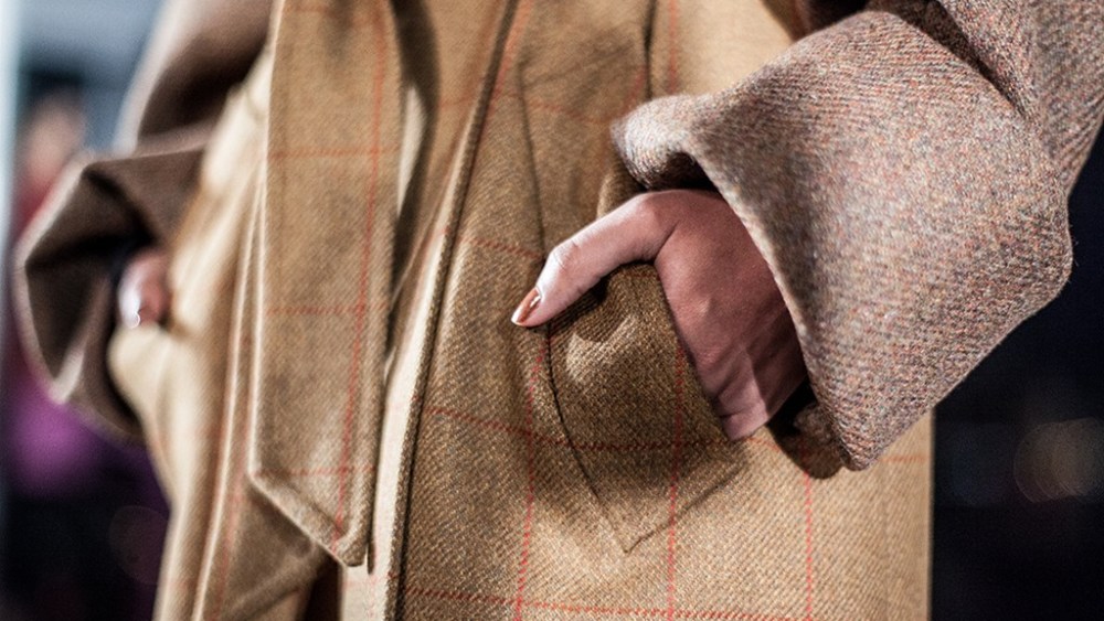 Gladson Pushing Made England Fabrics