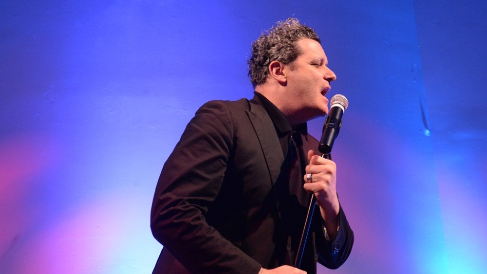 Isaac Mizrahi Croons Cause the LGBT Center of New York